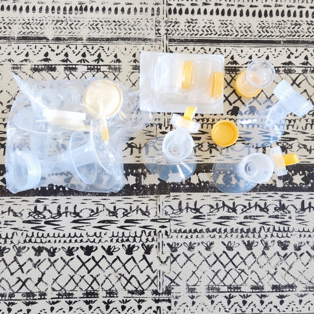 Medela breast feeding Shields 2 pairs